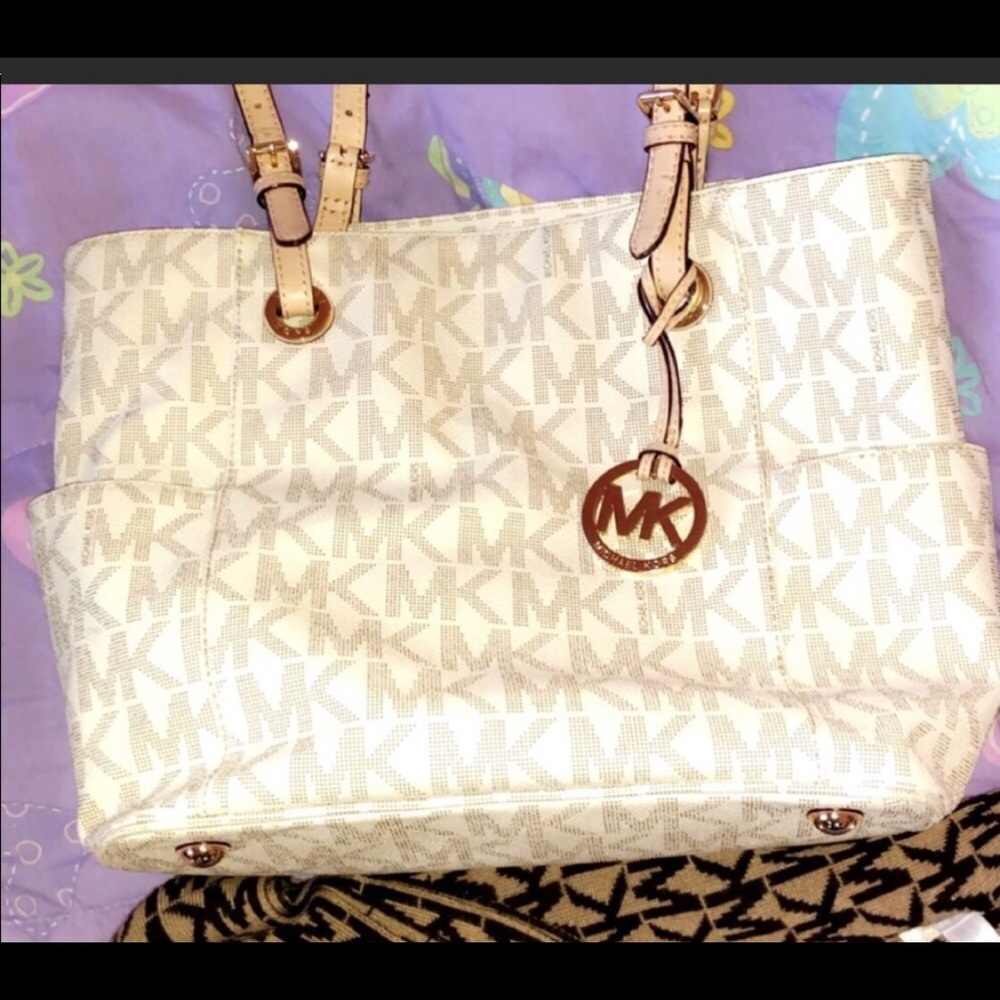 Used mk vanilla bag...